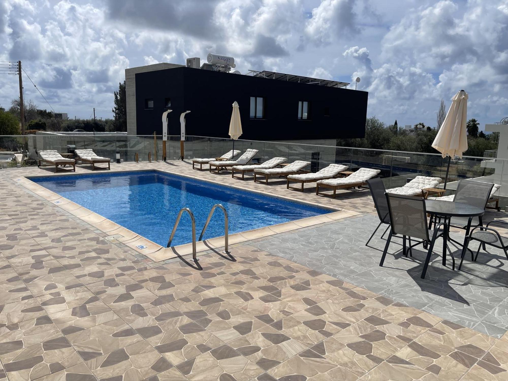Arf Apartments - With Jacuzzi At The Complex Emba Exterior foto