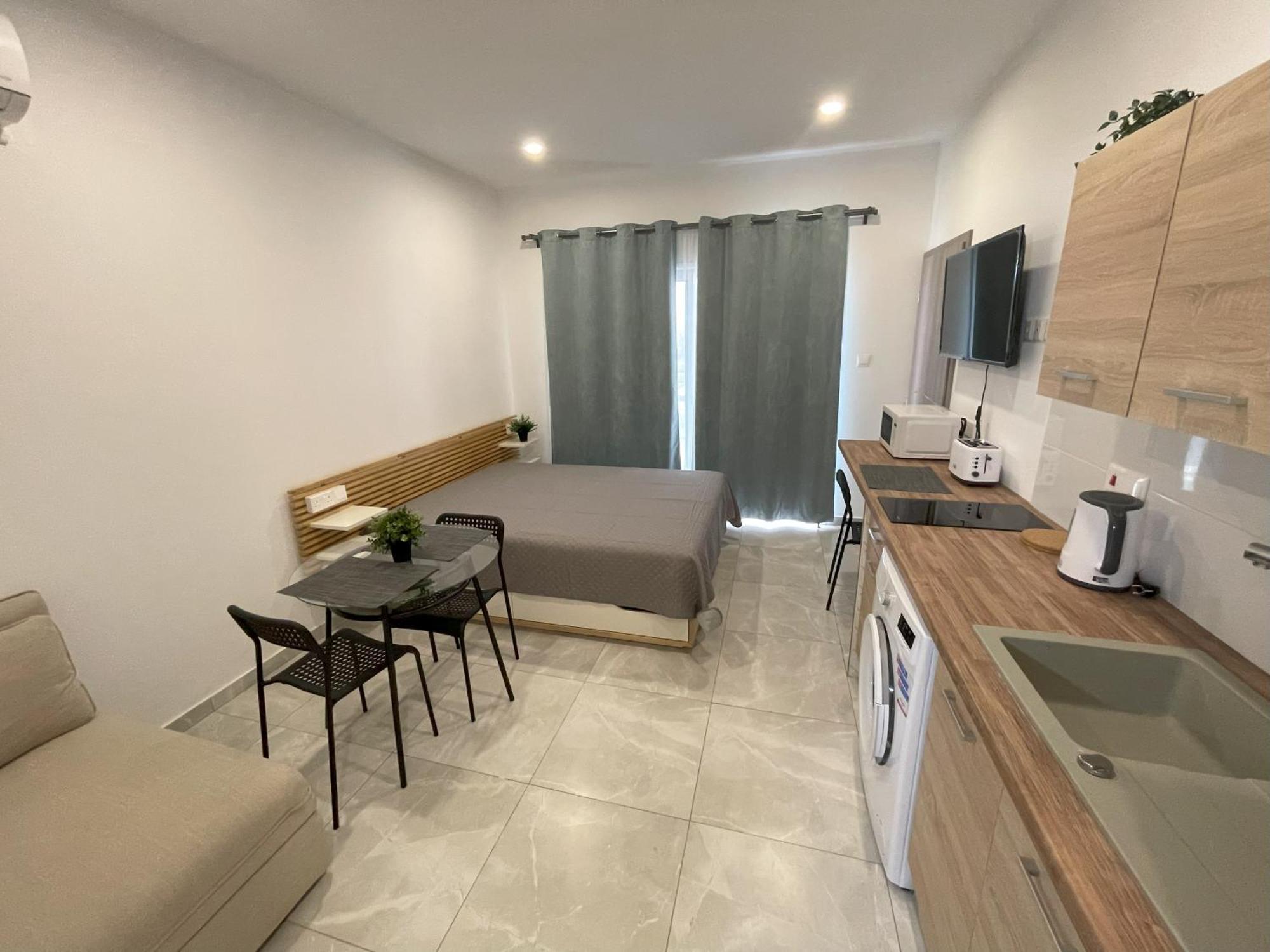 Arf Apartments - With Jacuzzi At The Complex Emba Exterior foto