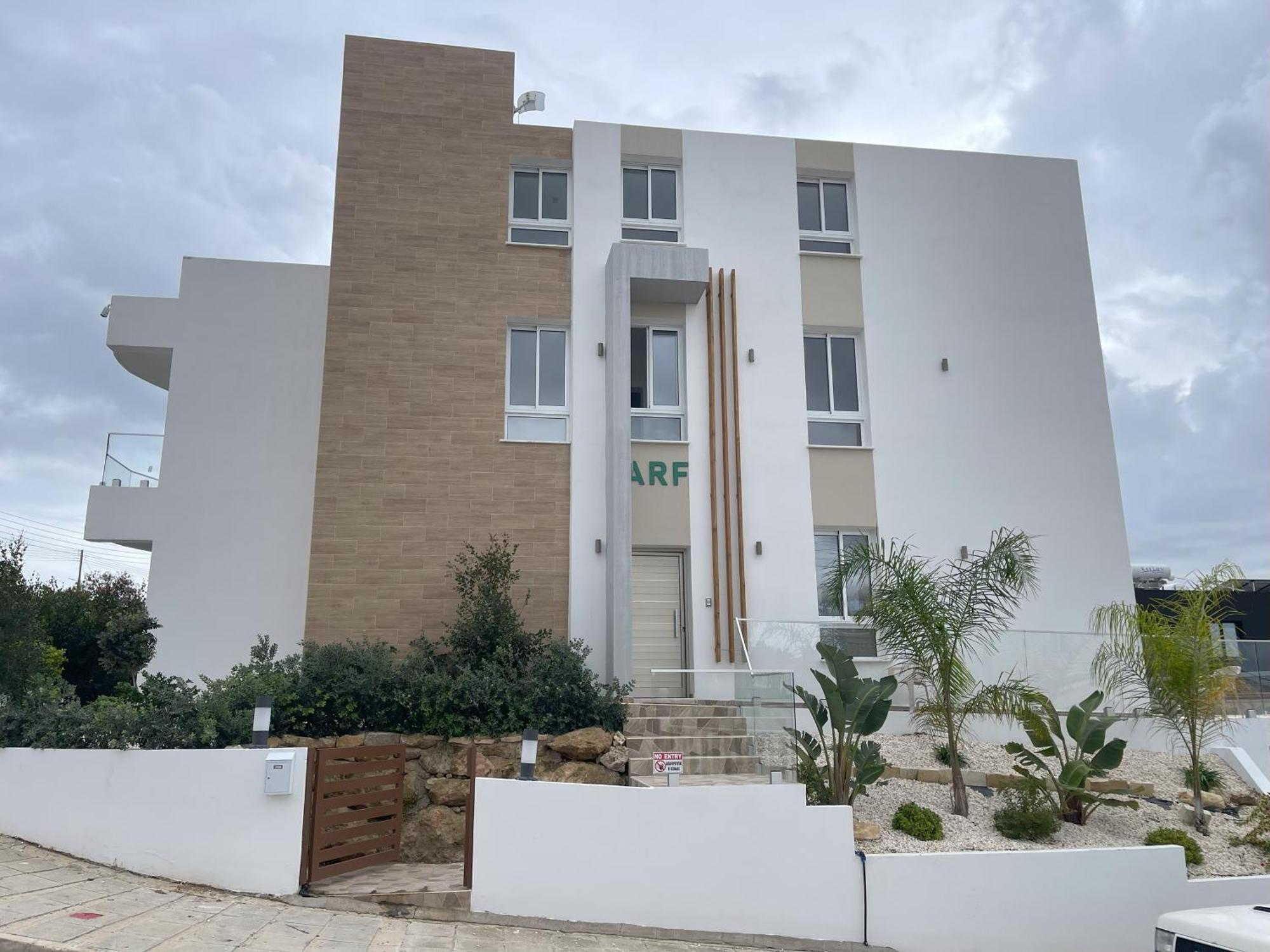 Arf Apartments - With Jacuzzi At The Complex Emba Exterior foto