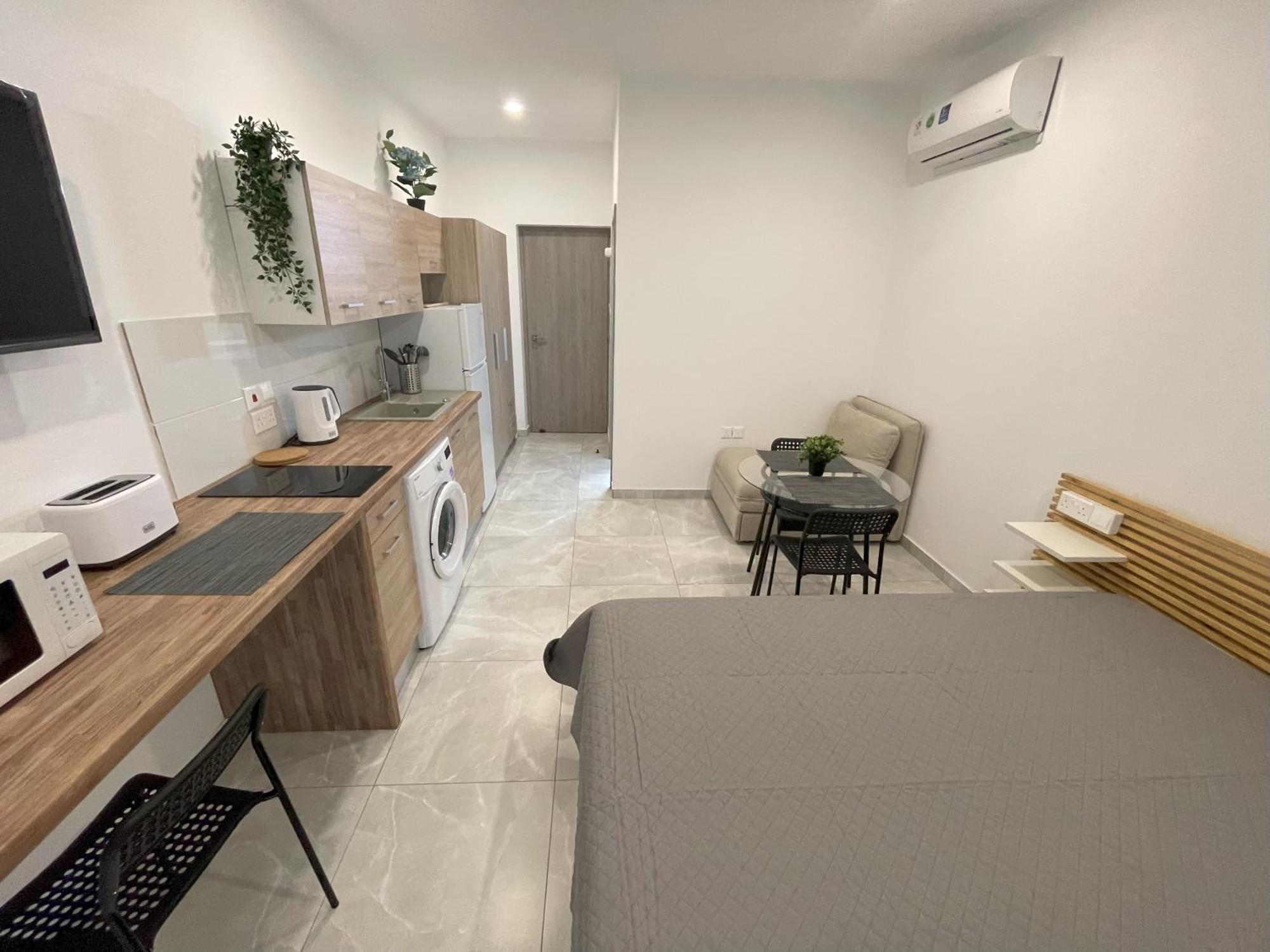 Arf Apartments - With Jacuzzi At The Complex Emba Exterior foto