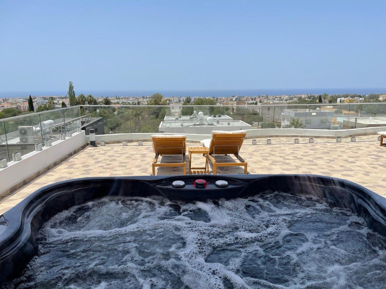Arf Apartments - With Jacuzzi At The Complex Emba Exterior foto